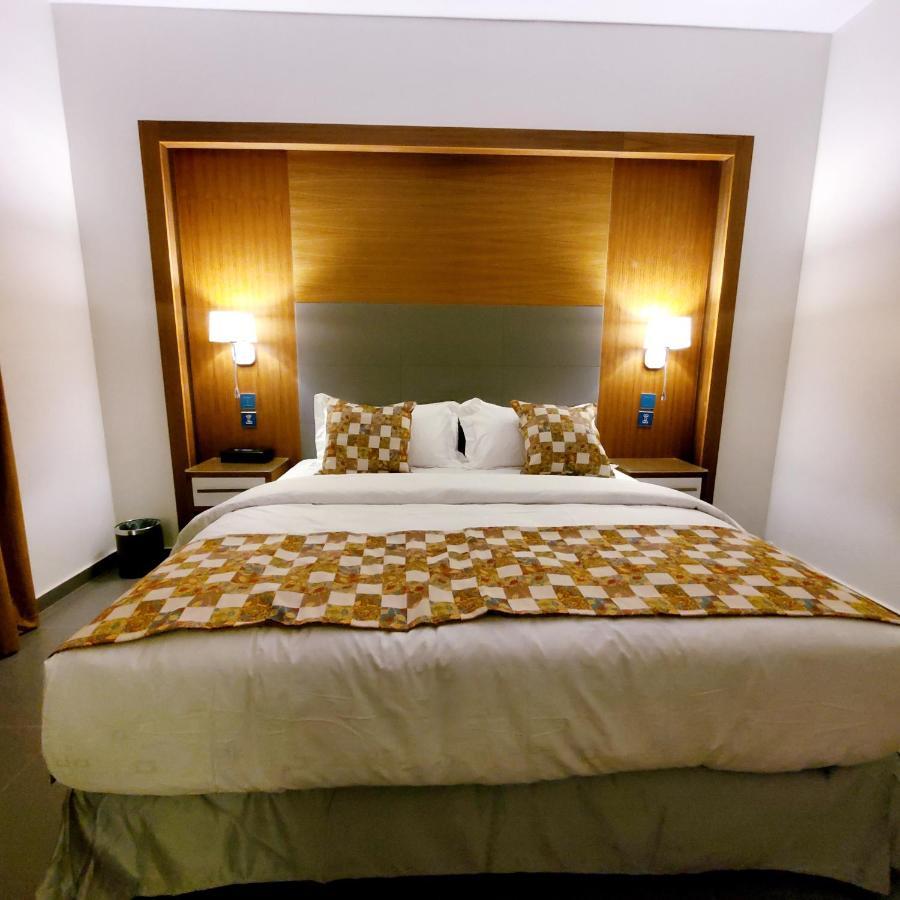 Passion Hotel Villas Khamis Mushait Eksteriør billede
